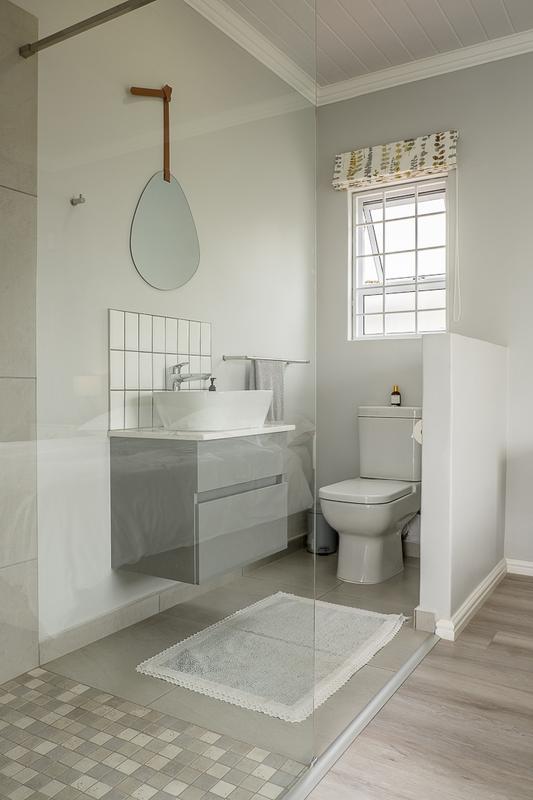 3 Bedroom Property for Sale in Britannia Bay Western Cape